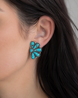 Sierra Fan Fashion Necklace Set in Aqua
