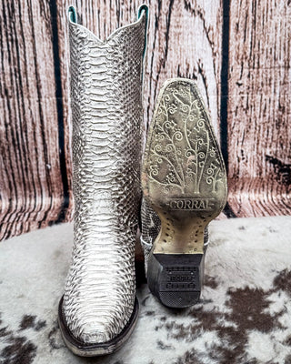 High Noon Hiss Corral Boots