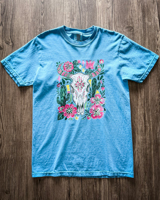 Desert Bloom Cow Skull Tee in Turquoise