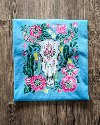 Desert Bloom Cow Skull Tee in Turquoise