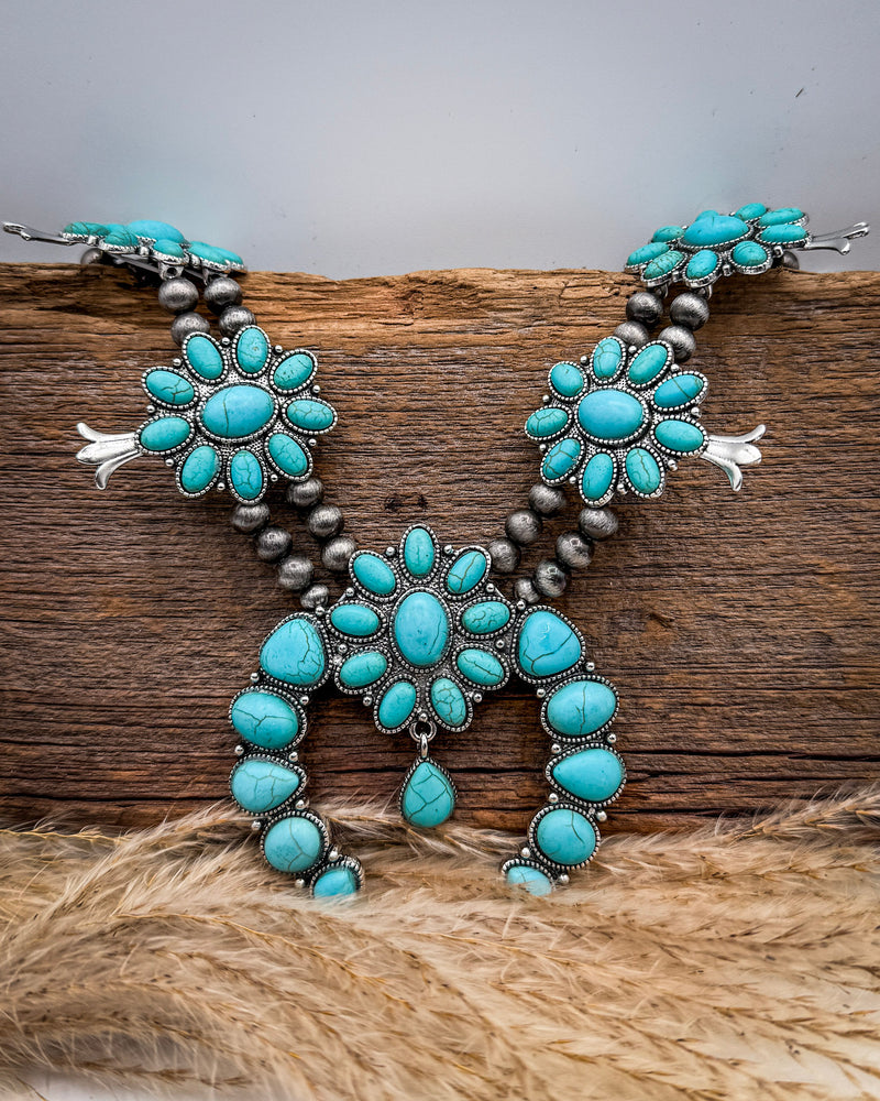 Mariposa Squash Blossom Set