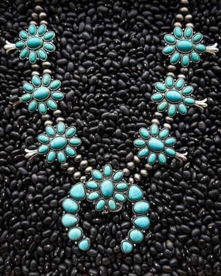 Mariposa Squash Blossom Set