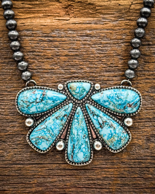 Sierra Fan Fashion Necklace Set in Aqua