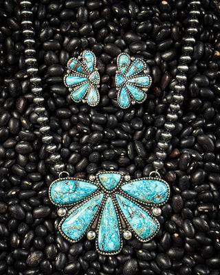 Sierra Fan Fashion Necklace Set in Aqua