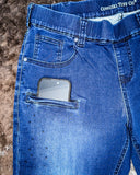 Close up of the cell phone pocket on the Cowgirl Tuff Pull-On Sapphire Bling Trouser.