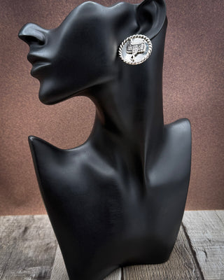 Lucky Saddle Medallion Fashion Stud Earrings