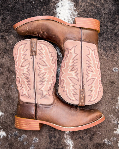 The Sandi Twisted X Women's 11" Tech X Boot displayed on cowhide.