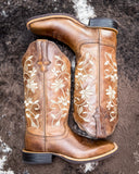 The Wren Twisted X Women's 13" Ruff Stock Boot displayed on cowhide.