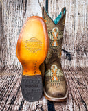 Front and bottom of the Stormlash Corral Boots in a wood backdrop.