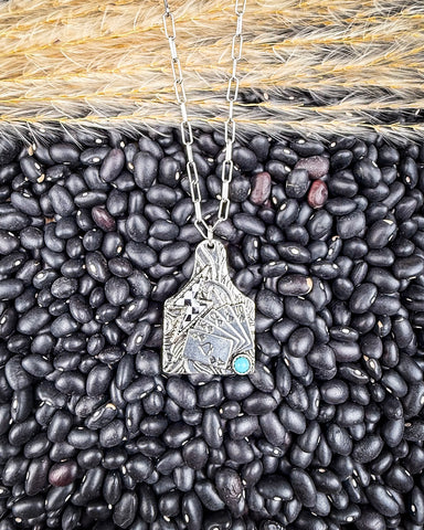 Lightning Flush Pendant Fashion Necklace