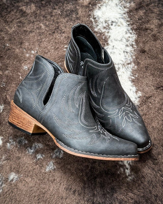 Ava Vintage Bootie in Black by Roper – Women's Shoes from Bronco Western Supply Co.