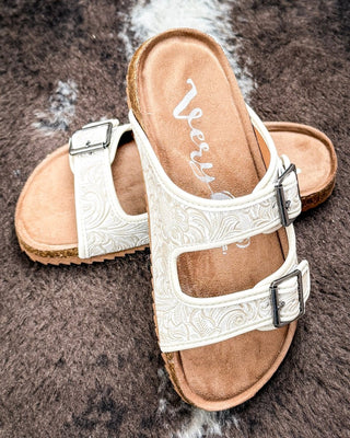 Berry Sandal in Cream by Very G – Women's Shoes from Bronco Western Supply Co.