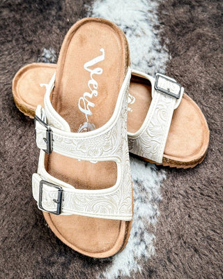 Berry Sandal in Cream by Very G – Women's Shoes from Bronco Western Supply Co.
