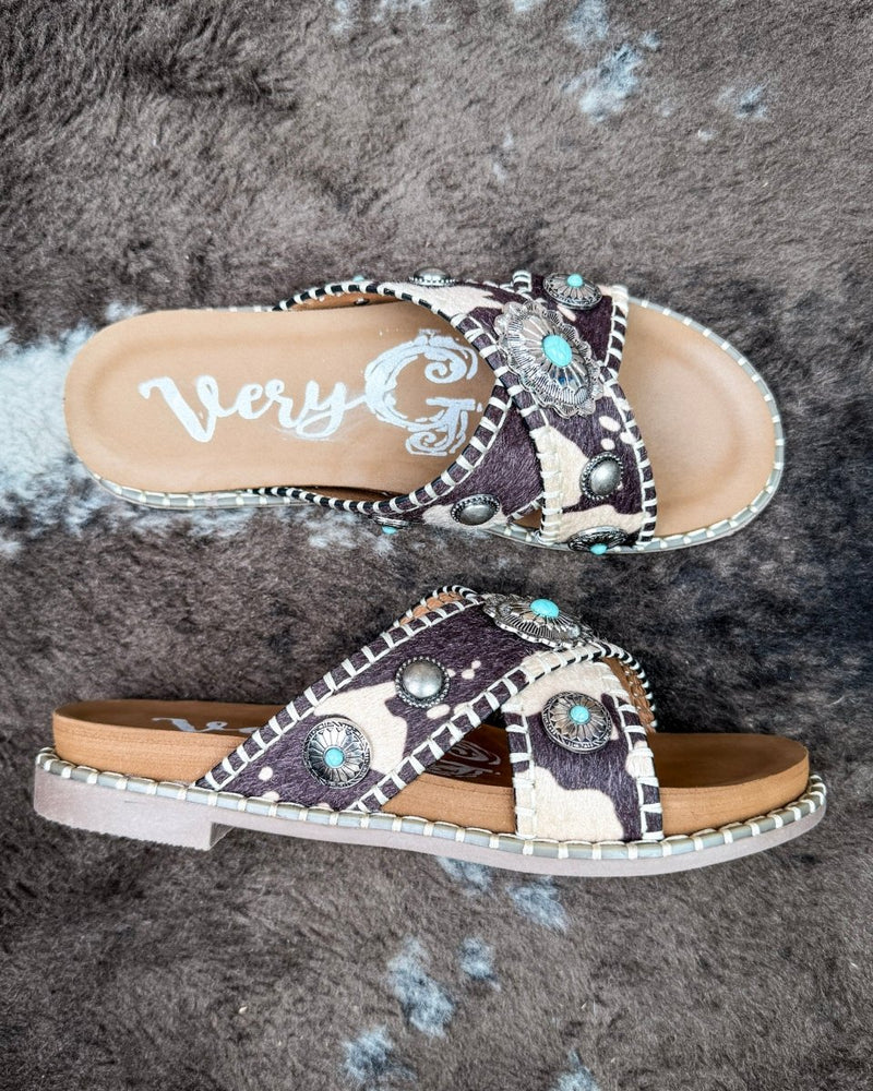 Betsy Concho Sandal in Cream and Black by Very G – Women's Shoes from Bronco Western Supply Co.