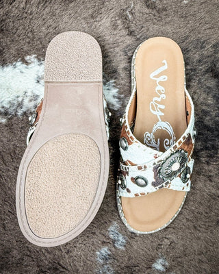 Betsy Concho Sandal in Cream and Tan by Very G – Women's Shoes from Bronco Western Supply Co.