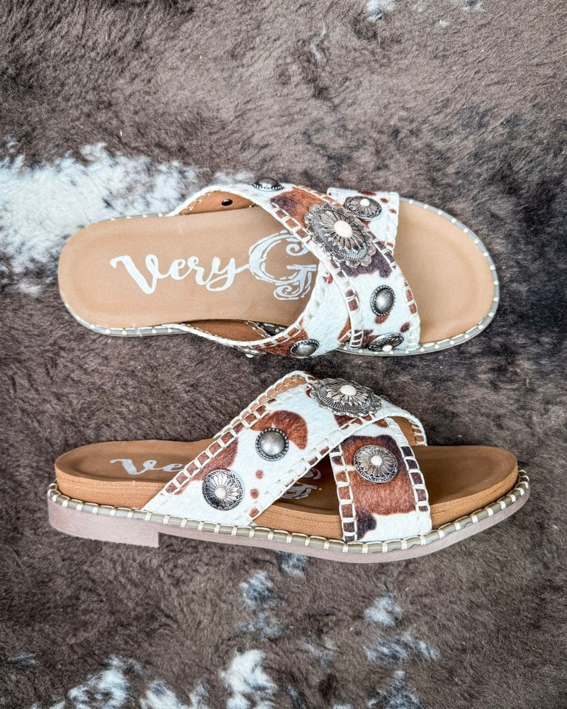 Betsy Concho Sandal in Cream and Tan by Very G – Women's Shoes from Bronco Western Supply Co.