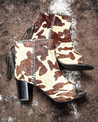 Betsy Cow Print Heel in Brown by Roper – Women's Shoes from Bronco Western Supply Co.