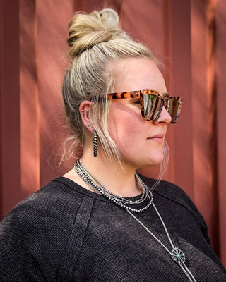 Callie Tangle - Free Oversized Sunglasses – Accessories from Bronco Western Supply Co.