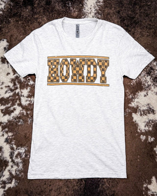 Checkered Howdy Graphic Tee - Oat – Shirts & Tops from Bronco Western Supply Co.
