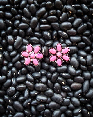 Desert Daisy Stud Earrings in Pink – Jewelry from Bronco Western Supply Co.