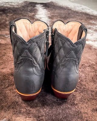 Dixie Twisted X Steppin' Out Ankle Booties - Black Sand – Women's Shoes from Bronco Western Supply Co.