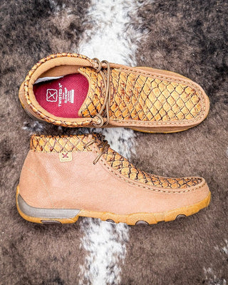 Finn Chukka Driving Moc - Tan and Toasted Coconut – Women's Shoes from Bronco Western Supply Co.