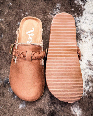 Iris Slip - on Mule in Tan by Very G – Women's Shoes from Bronco Western Supply Co.
