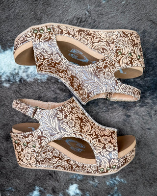 Isabella Tooled Wedge in Tan by Very G – Women's Shoes from Bronco Western Supply Co.