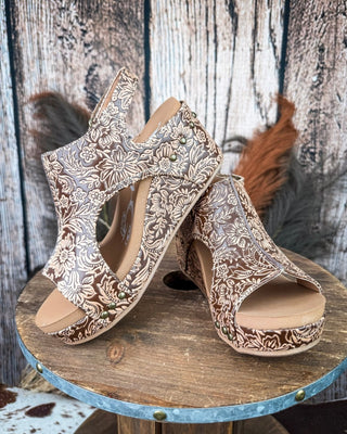 Isabella Tooled Wedge in Tan by Very G – Women's Shoes from Bronco Western Supply Co.