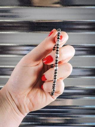 Leanne Stackable Stretch Bracelet Set – Jewelry from Bronco Western Supply Co.