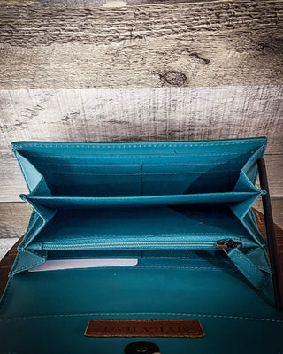 Myra Bag - Flower Crest Ridge Wallet – Purses & Wallets from Bronco Western Supply Co.