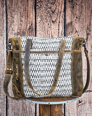 Myra Bag - Loner Canvas and Leather Tote Bag – Purses & Wallets from Bronco Western Supply Co.