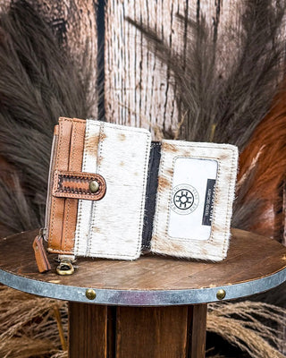 Myra Bag - Wildflowers of The Prairie Card Holder in Brown – Purses & Wallets from Bronco Western Supply Co.