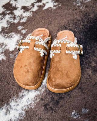 Nevada Buckle Clogs in Tan by Very G – Women's Shoes from Bronco Western Supply Co.