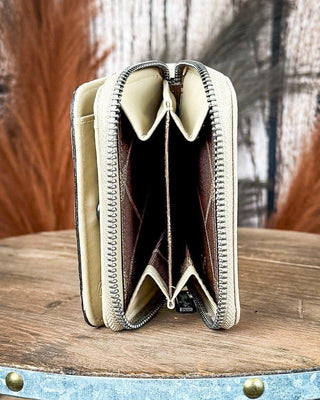 Prairie Rose Tooled Wallet in Khaki by Wrangler – Purses & Wallets from Bronco Western Supply Co.