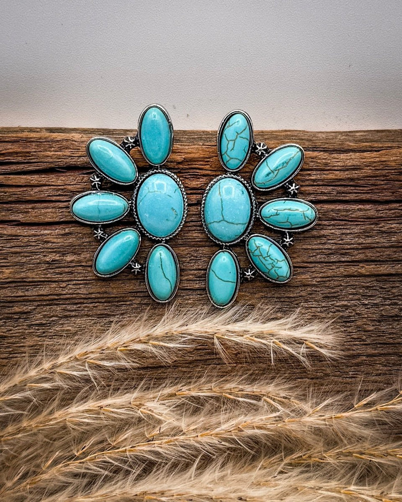 Sable Bloom Floral Stud Earrings – Jewelry from Bronco Western Supply Co.