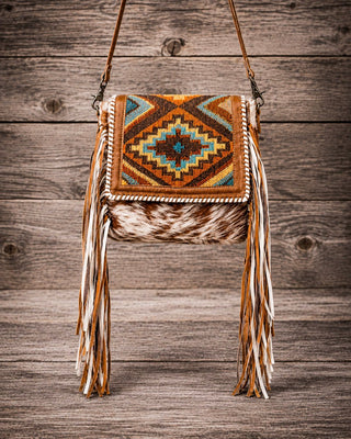 Sable Creek Rug and Hair-On Shoulder Bag in Natural by Myra Bag – Purses & Wallets from Bronco Western Supply Co.