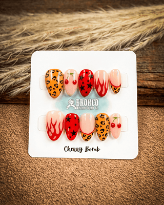 Short Almond Western Press-On Nails – Press-on Nails from Bronco Western Supply Co.