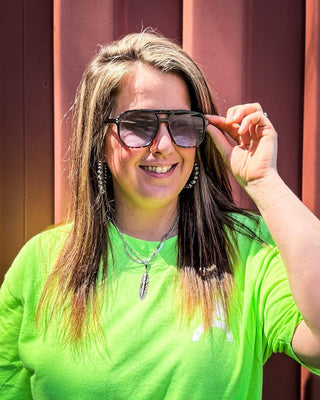 Skye Tangle - Free Oversized Sunglasses – Accessories from Bronco Western Supply Co.