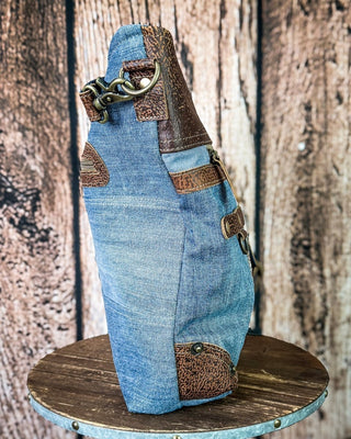 Sofia Mia Denim Rug Crossbody Bag by Myra Bag – Purses & Wallets from Bronco Western Supply Co.