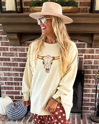 Sundance Skull Embroidered Pullover in Cream – Apparel from Bronco Western Supply Co.