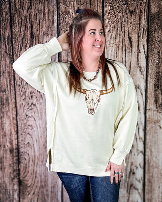 Sundance Skull Embroidered Pullover in Cream – Apparel from Bronco Western Supply Co.