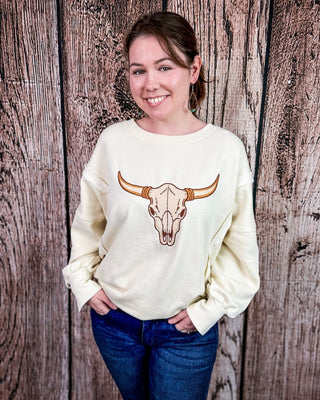 Sundance Skull Embroidered Pullover in Cream – Apparel from Bronco Western Supply Co.