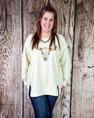 Sundance Skull Embroidered Pullover in Cream – Apparel from Bronco Western Supply Co.