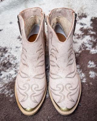 Very G – Tazz Ankle Bootie in Taupe – Women's Shoes from Bronco Western Supply Co.